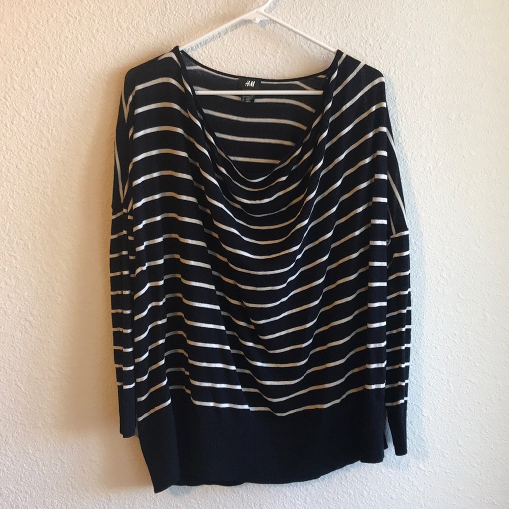 🌴H&M Oversized Long Sleeve Top🌴